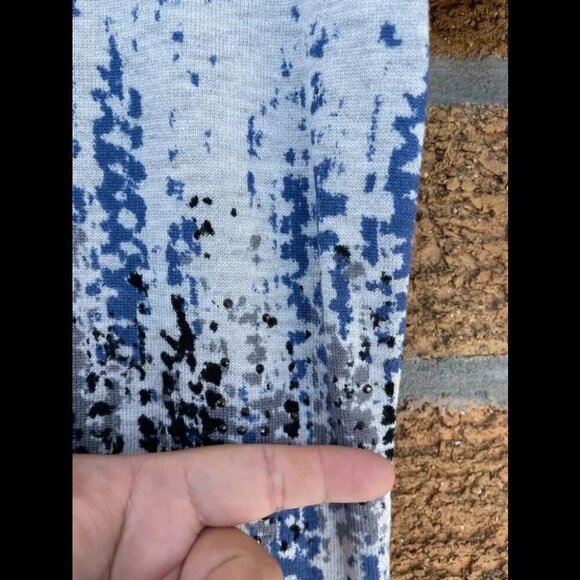 Leo & Ugo sweater set size 5 /XL - Picture 4 of 14